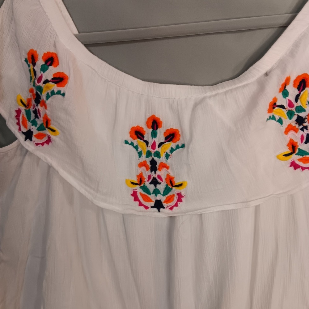 Peasant Top Blouse Large White Embroidered Off Shoulder Rayon Aztec Boho Gauzy - Picture 7 of 8